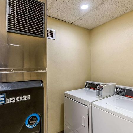 Quality Inn & Suites Southport Indianapolis Extérieur photo