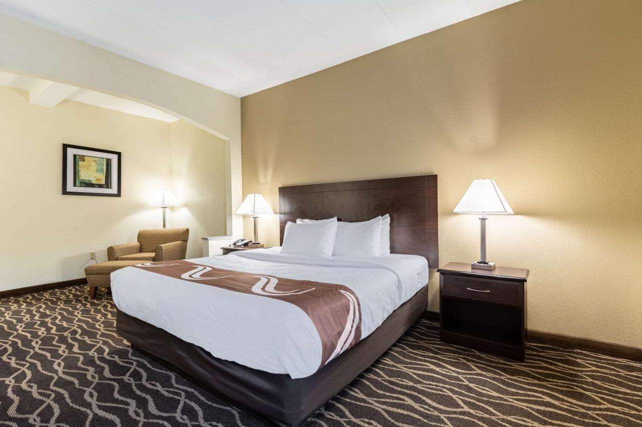 Quality Inn & Suites Southport Indianapolis Extérieur photo