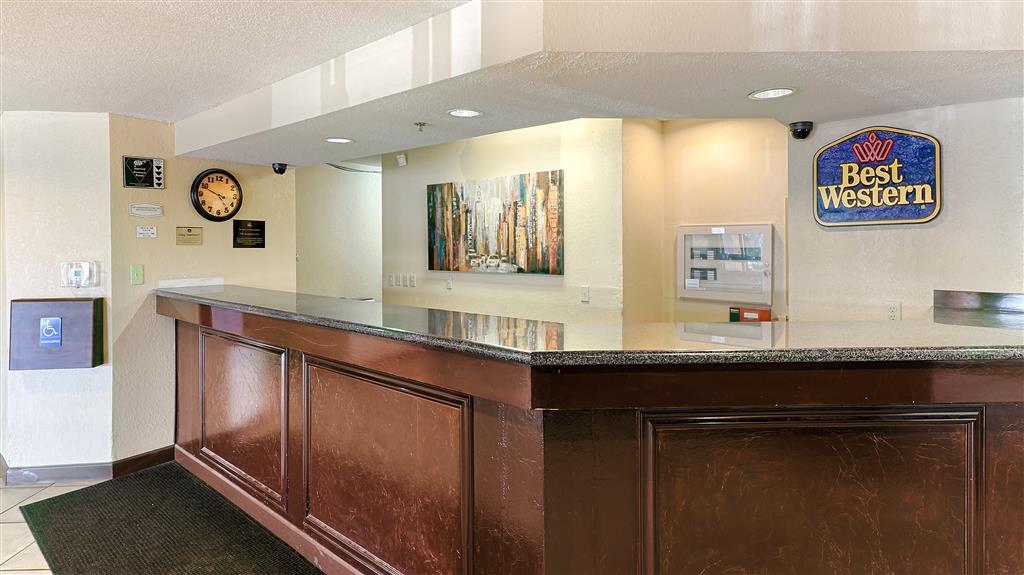 Quality Inn & Suites Southport Indianapolis Extérieur photo