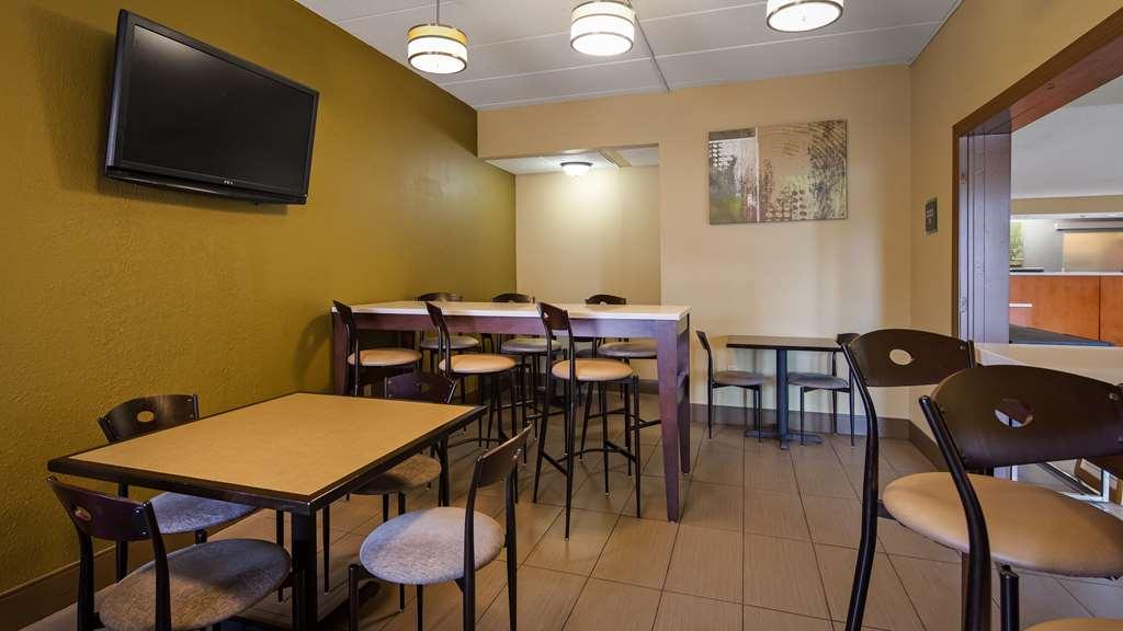 Quality Inn & Suites Southport Indianapolis Extérieur photo